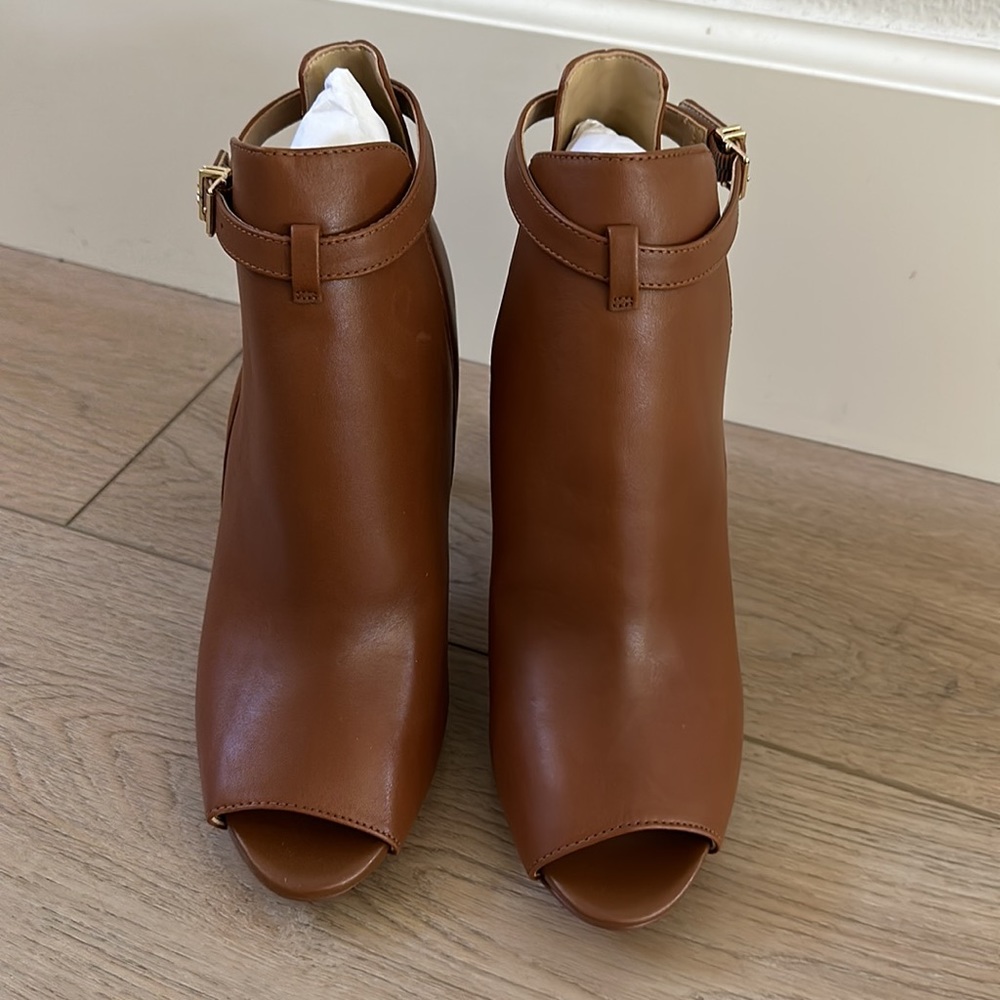 Michael Kors Brown Lawson Open Toe Bootie NEW Size 10M - Picture 2 of 6